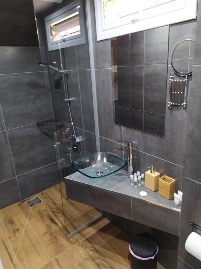 Takis Apartments Aya Napa Dış mekan fotoğraf
